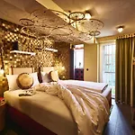 Kuku Otel *