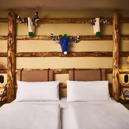 Kuku Hotel