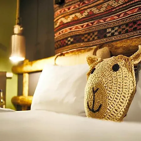 Kuku Hotell *